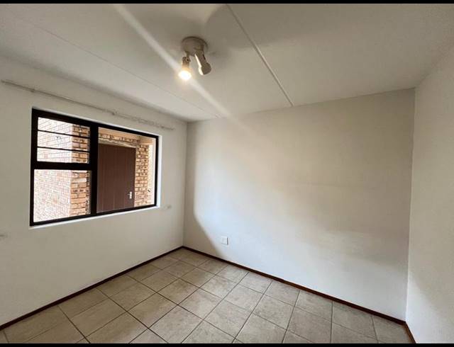 2 BEDROOM PROPERTY TO RENT IN NORTH RIDING